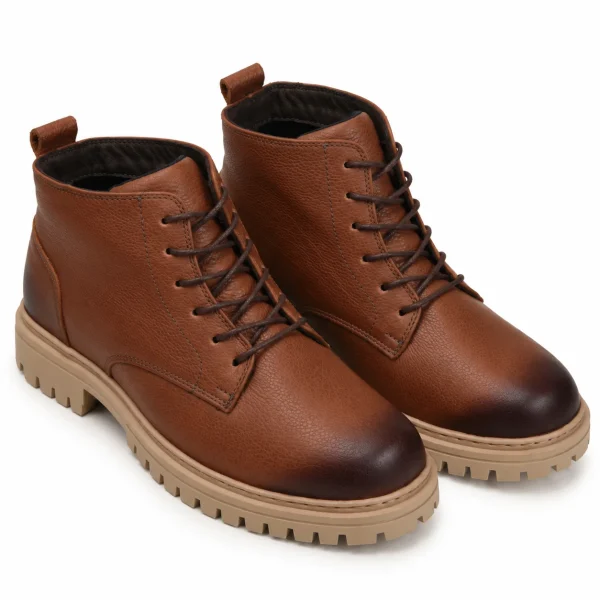 Bota Explorer – Bege